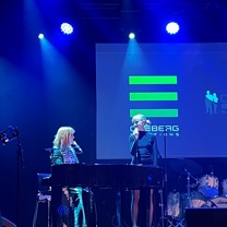 Anita Skorgan Og Sara Skorgan Teigen Oseberg 22 år